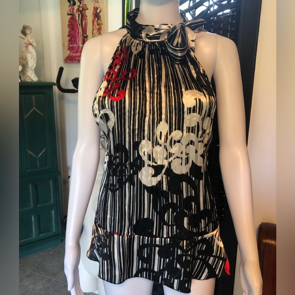 Stylish Black and White Women's Top by Allison Taylor